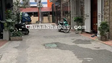 Bán đất Lạc Trung, Hai Bà Trưng 80m2, MT 4.6m, giá 12.8 tỷ. Phân lô ô tô tránh