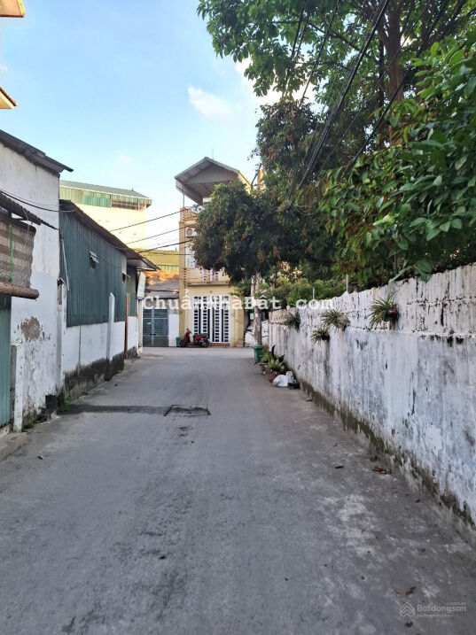 Bán đất Di Trạch 30m2, đất, ngõ rộng, gần phố, giá chào 1.5 tỷ