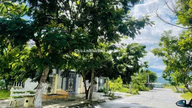 Cần tiền quá bán gấp 122m2 lô góc ngã tư biển Hòa Minh đẹp giá 6 tỷ bán nhanh cách đường biển 20m