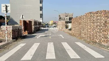 (Hàng Ngộp Cắt Lỗ) Bán 72,5m2 đất đấu giá Cự Khối. Hạ tầng đồng bộ, gần hồ điều hòa