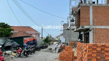 Bán đất Ngô Văn Sở, Vĩnh Hoà, Nha Trang. DT 70,9m2 (4x17,725m) - Giá 2,7 tỷ (~38tr/m2)