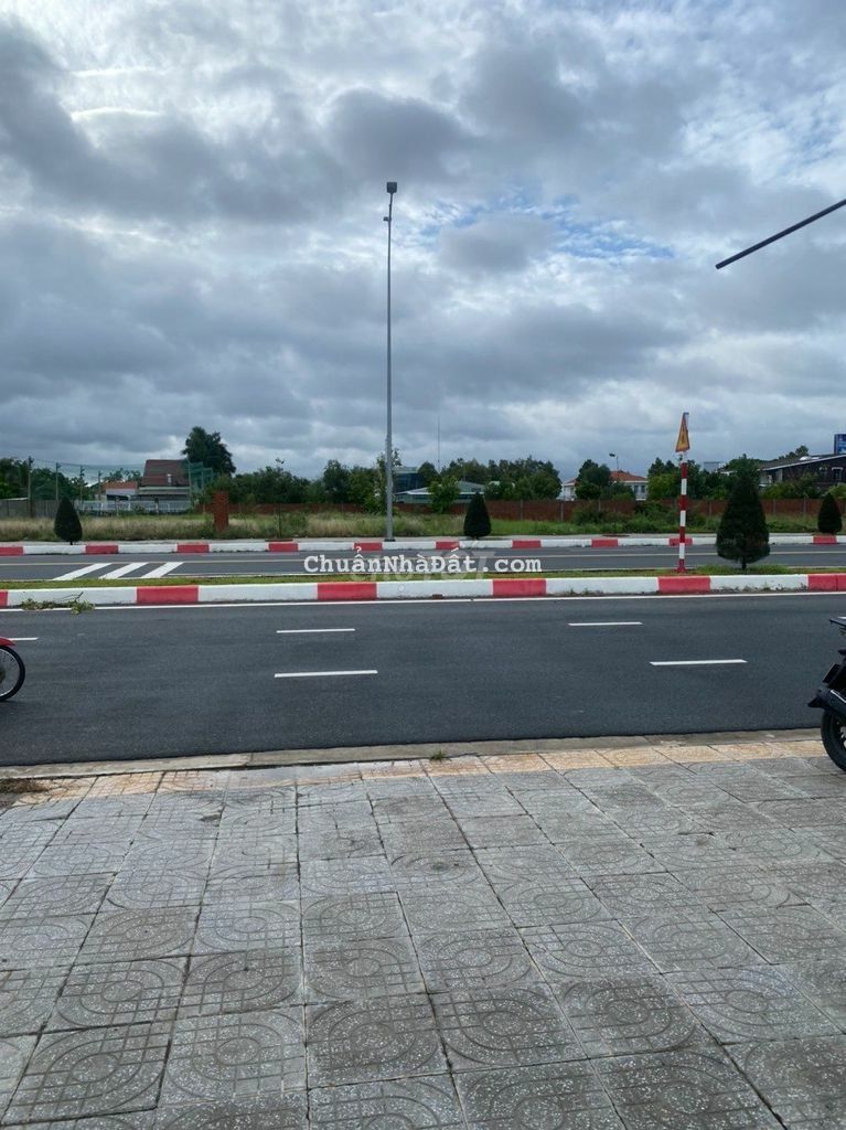 Cần ra nhanh lô đất 121m2 Phú Mỹ - Br Vũng Tàu giá 3,4 tỷ