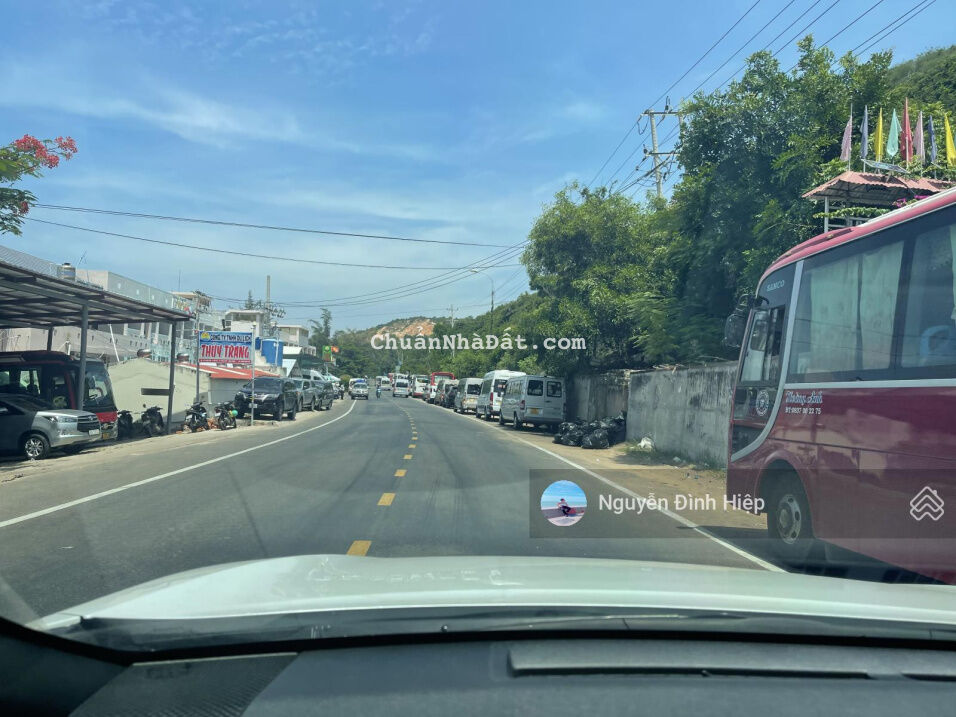 Bán 3045m2 đường Nguyễn Hữu Thọ, Mũi Né