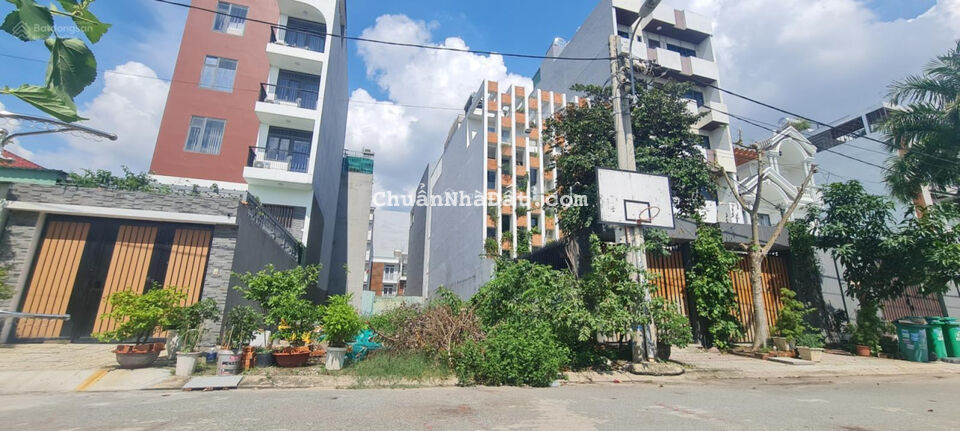 Bán đất khu Bến Xưa Thạch Lộc Quận 12. View sống lớn thoáng mát. Diện tích 208m2. Giá 13 tỷ TL