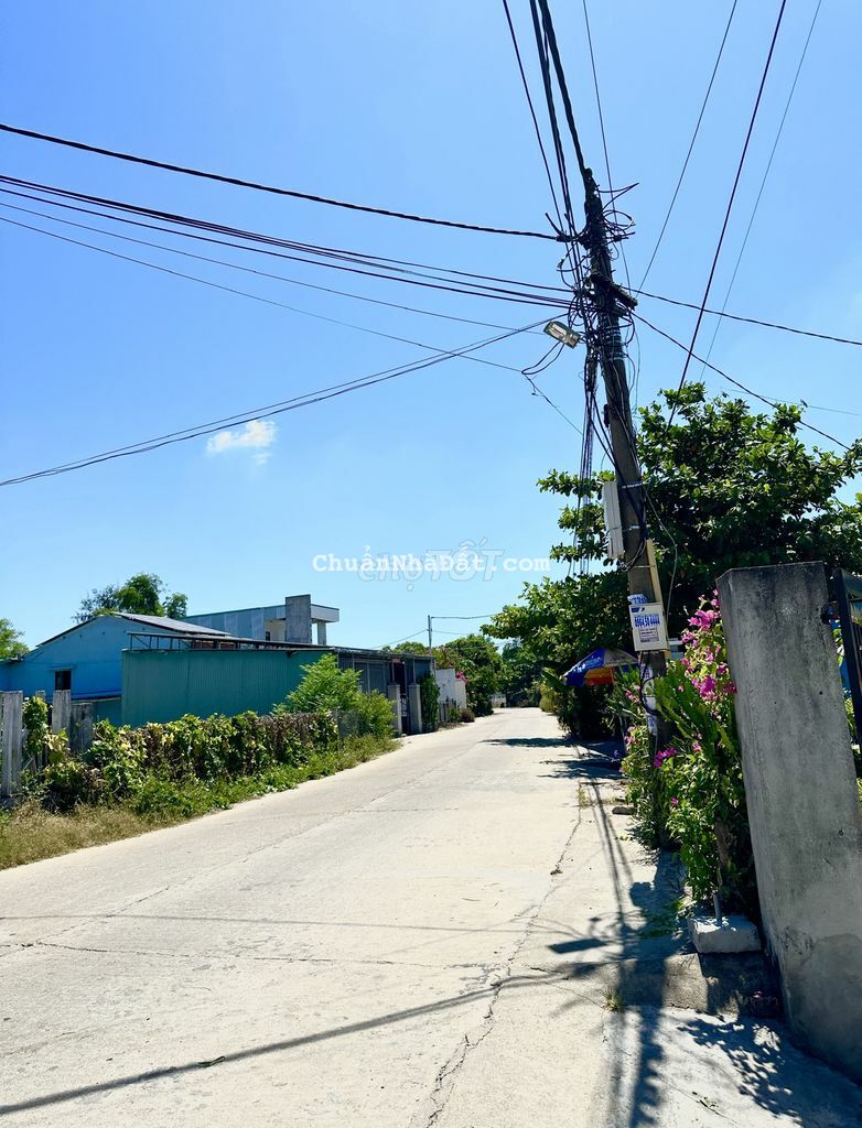 Bán đất gần ngã 3 Hương An gần chợ Hà Lam sổ sẵn chỉ 3xx ngang 6m