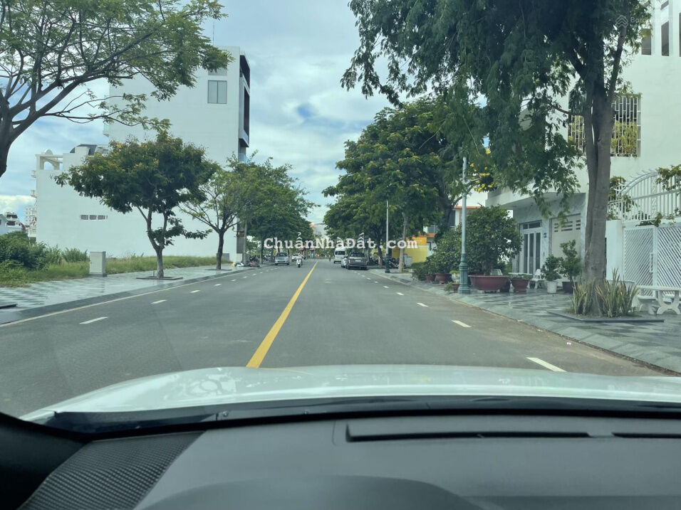 Bán 133m2 E5 view công viên Ocean Dune Phan Thiết