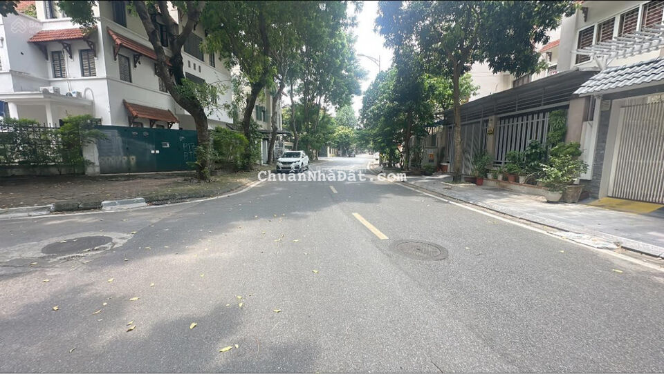 Biệt thự xây thô 320m2 KĐT Việt Hưng - Lô góc 2 thoáng - 1 căn duy nhất giá nhỉnh 30 tỷ