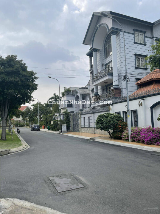 Siêu phẩm 90tỷ đất biệt thự compoud 2 mặt tiền đường Giang Văn Minh DT 20x25 CN 500m thổ 0909039799