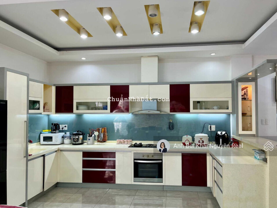 Bán nhanh nhà chính chủ 7*20m, KDC Gia Hoà - nội thất cao cấp, đã có sổ, liên hệ 0979861622