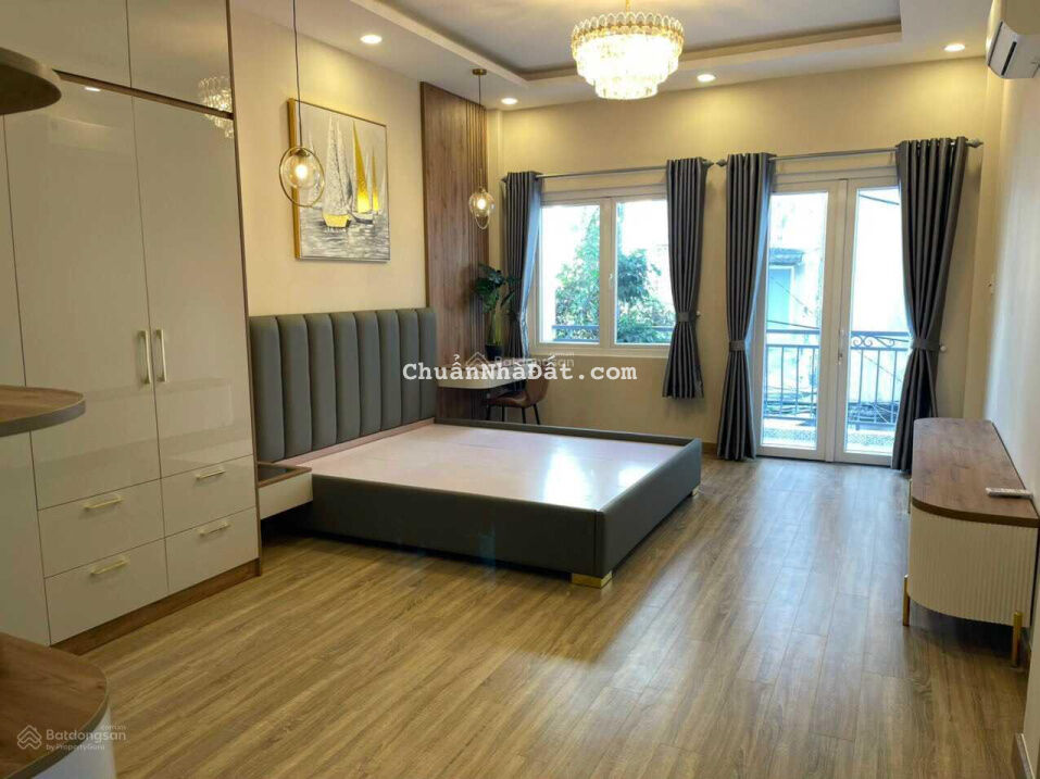 Quá đẹp! Biệt thự Trương Công Định, Tân Bình, 8mx20m, 4 lầu mới toanh, đường 10m, giá 21.5 tỷ