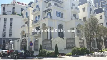 Biệt thự đơn lập ở như Resort ngay giữa Thủ đô hoa lệ