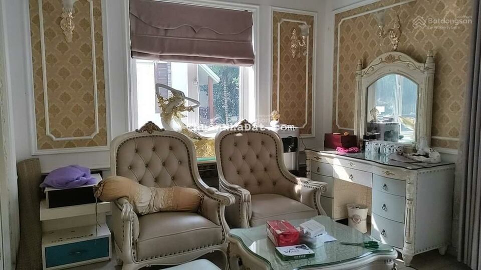 Bán nhà TC 5 Yên Xá - Thanh Trì, 61m2 x 5T, vỉa hè, oto tránh, tặng nội thất xịn, giá 12 tỷ