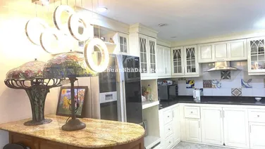 Tập thể Tràng Thi cực hiếm - 2 ngủ - sổ đỏ riêng biệt - sân để xe cực rộng nhà rất đẹp giá 3.5 tỷ