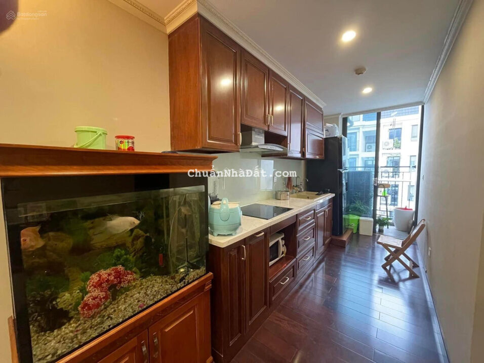 Bán căn hộ CC HC Golden City Bồ Đề, Long Biên 72m2, giá 3,15 tỷ full đồ, chung cư Vip, gần trường