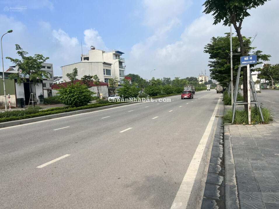 Bán nhà đất mặt đường kinh doanh - Đường Lê Hữu Tựu - Nguyên Khê - TP Hà Nội