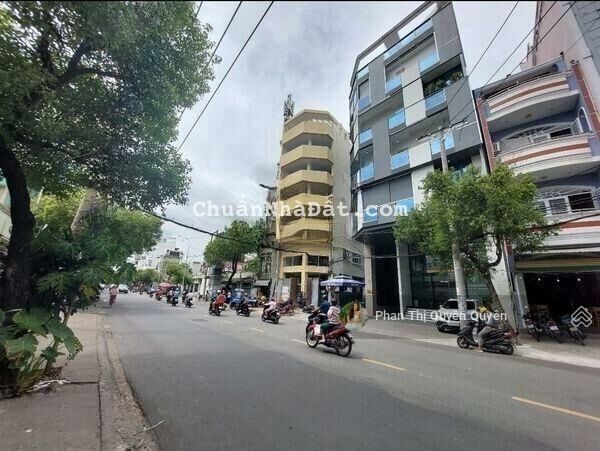 Định cư Mỹ - Bán gấp mặt tiền Hoàng Hoa Thám, Bình Thạnh - 8x30m(NH) - Hầm 5T - HĐT 150tr - 33.5 tỷ