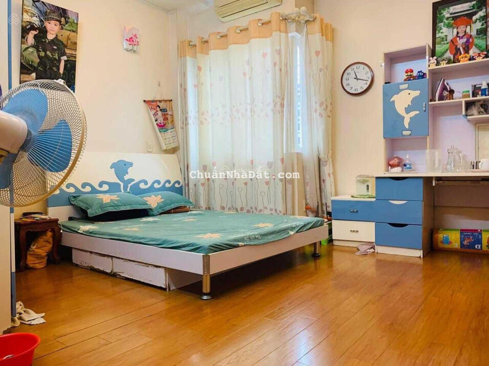 Nhà hiếm mặt phố Phạm Văn Đồng, Bắc Từ Liêm lô góc ô tô tránh kinh doanh