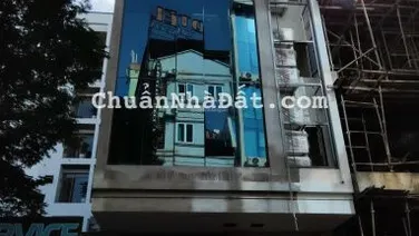 Bán nhà mặt phố Nguyễn Khánh Toàn 57 Tỷ 100m2 xây 5 tầng 2 mặt thoáng vị trí đẹp nhất phố