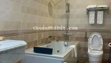 Hạ sâu - Bán gấp - Mặt phố Trung Hòa - Lô góc 300m2 - MT 15m - 83 tỷ - KD VP - Spa - Phòng khám