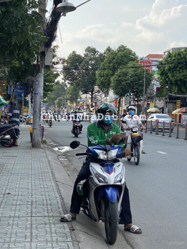 Ngộp lắm rồi cần bán nhanh mặt tiền Phan Văn Trị P7 GV (4.2*25m) cấp 4 giá 16.8tỷ TL, LH 0984328775