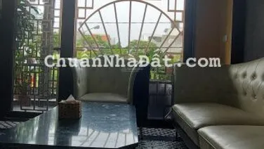 Bán nhà mặt đường Ngô Gia Tự, Hải An, Hải Phòng.
DT 72m2 + lưu không 30m2 + khe kĩ thuật 4m2