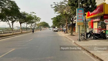 Giảm giá bán gấp căn nhà 2 tầng, mặt chính đường Phúc Lợi, kinh doanh tốt, DT 74m2