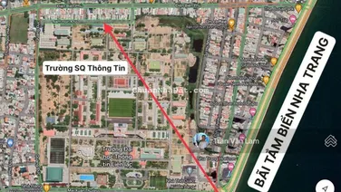 Bán nhà vị trí cực đẹp, đối diện trường Sỹ Quan Thông tin, giá tốt nhất khu vực