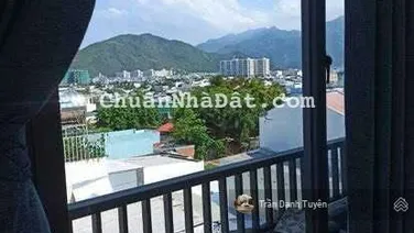 Bán nhà 4 tầng 2 mặt tiền đường Lê Hồng Phong - Nha Trang, nhà đẹp còn mới, đang kd cho thuê