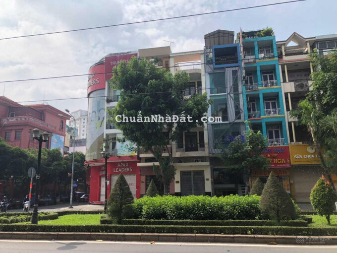 Mặt tiền 106-108 Phan Xích Long Phường 3 Q Phú Nhuận DT 10x20m kết cấu 3 lầu giá 68 tỷ HĐT 220tr