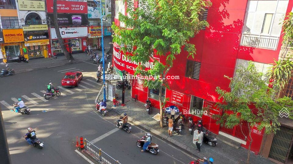 Nhà siêu hot! Ngay MT Hai Bà Trưng - Quận 1 (4.3x25m). Trệt 3 lầu, HĐT: 70tr/th. Giá chỉ 29.9 tỷ