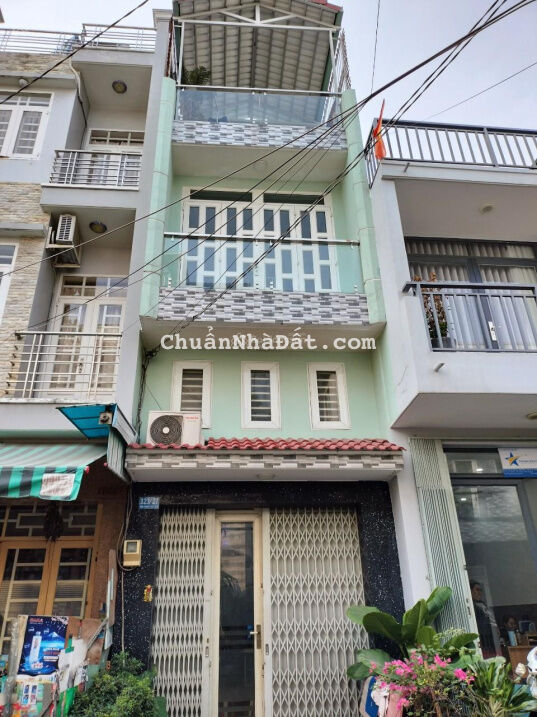 Hai mặt tiền khu Lãnh Binh Thăng Q11 (3.3 * 10m) 3 lầu 6.5 tỷ