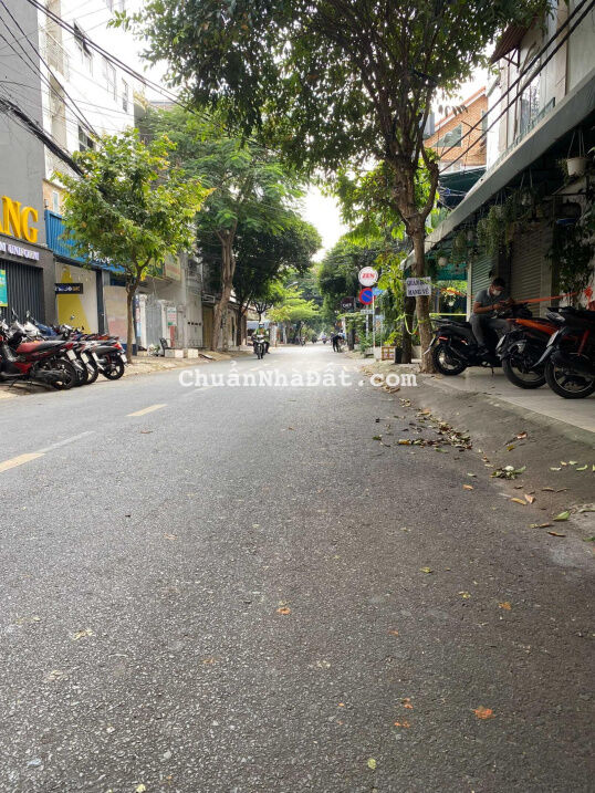 Vị trí siêu đẹp, mặt tiền Bàu Cát 1, P14 Tân Bình. DT 4x14m, trệt 3 lầu kiên cố. Giá chỉ 11.5 tỷ