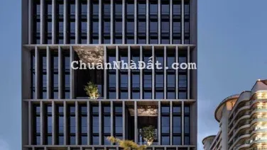 Bán nhà đất mặt phố Lạc Long Quận cạnh quận ủy chỉ 370tr/m2, DT 485m2, mặt tiền 16m, vị trí cực đẹp