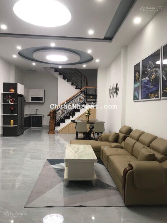 Bán nhà mặt tiền đường Nguyễn Thị Minh Khai