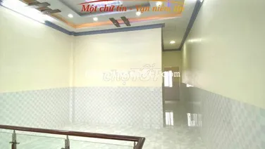 Mặt bằng kinh doanh đối diện trường học ngay tt thị trấn Thạnh Mỹ