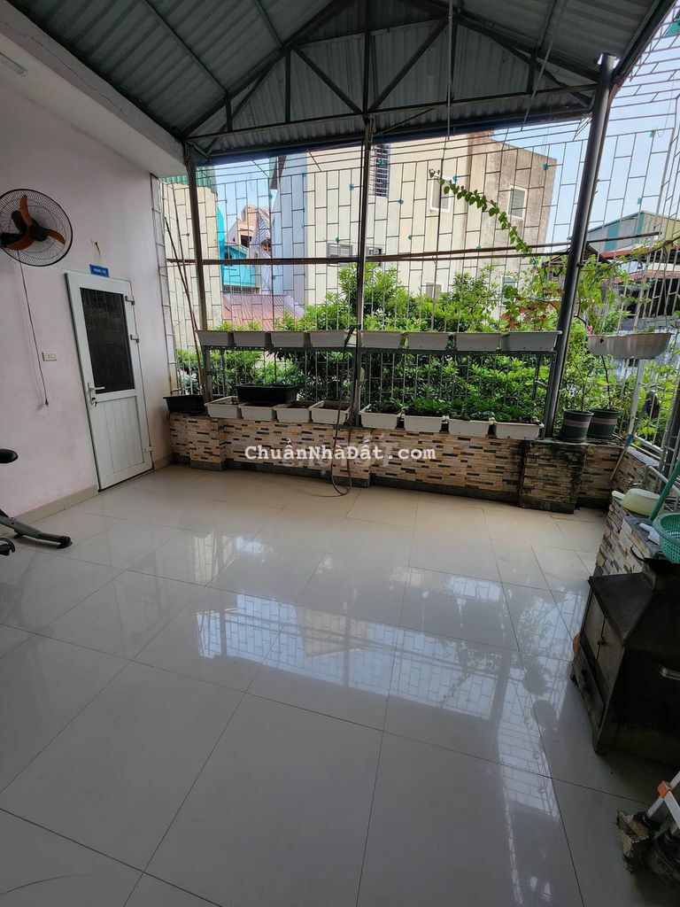 Bán nhà ngõ phố Thái Hà, dân trí cao, ngõ rộng 3m, 45m 5.3 tỷ