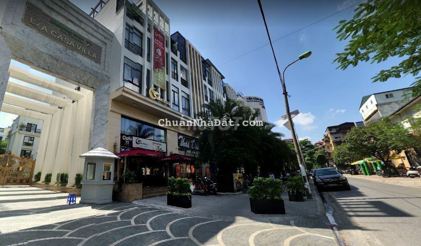 Bán nhà thừa kế mặt phố Vũ Ngọc Phan. dt 92m2, mặt tiền 10m, có hầm