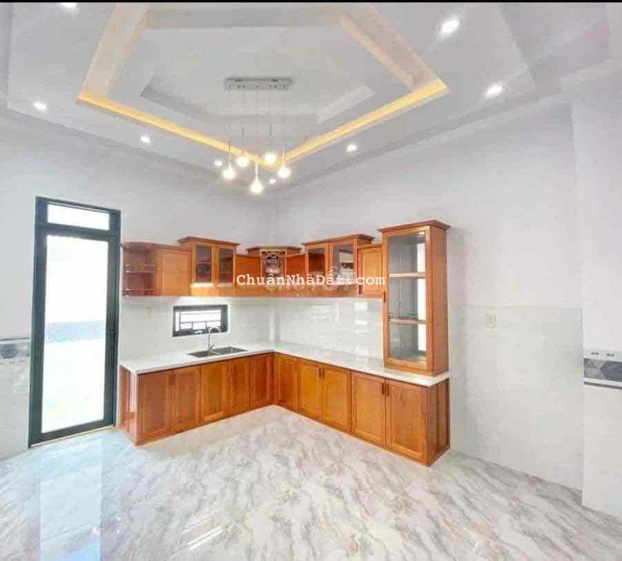 CHÍNH CHỦ CẦN RA GẮP CĂN NHÀ 680TRIỆU BÌNH CHÁNH