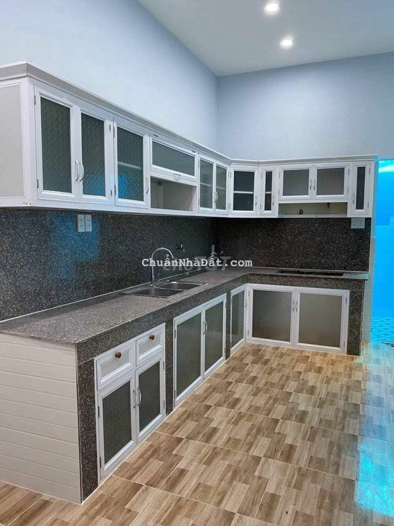 Bán nhà 26 tháng 3 DT 3x10m hẻm 6m giá 2,75 tỷ phường BHH