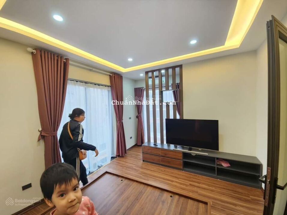 Bán nhà riêng 6 tầng thang máy phố Vĩnh Phúc DT 100m2 giá 26.5 tỷ ôtô kinh doanh ở sướng nhà mới