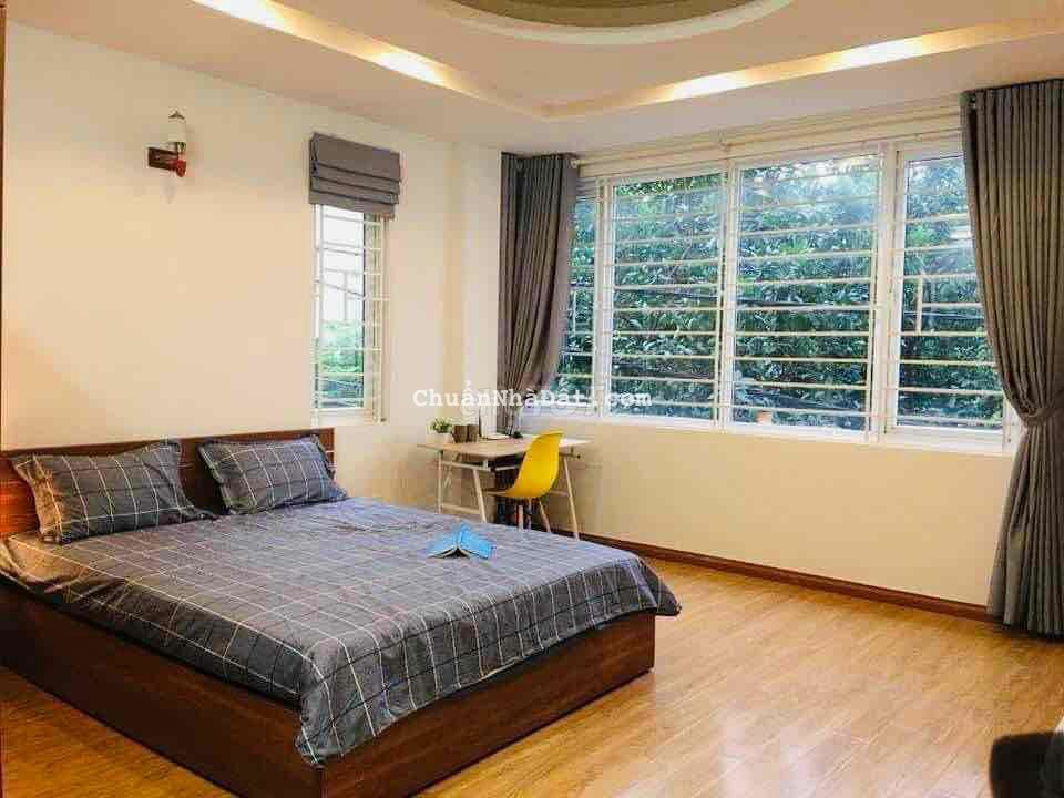 Bấn gấp nhà Phố Đội Cấn. 55m2 - Nhỉnh 8 Tỷ. Ngõ Ô tô thông - Lô góc, 5