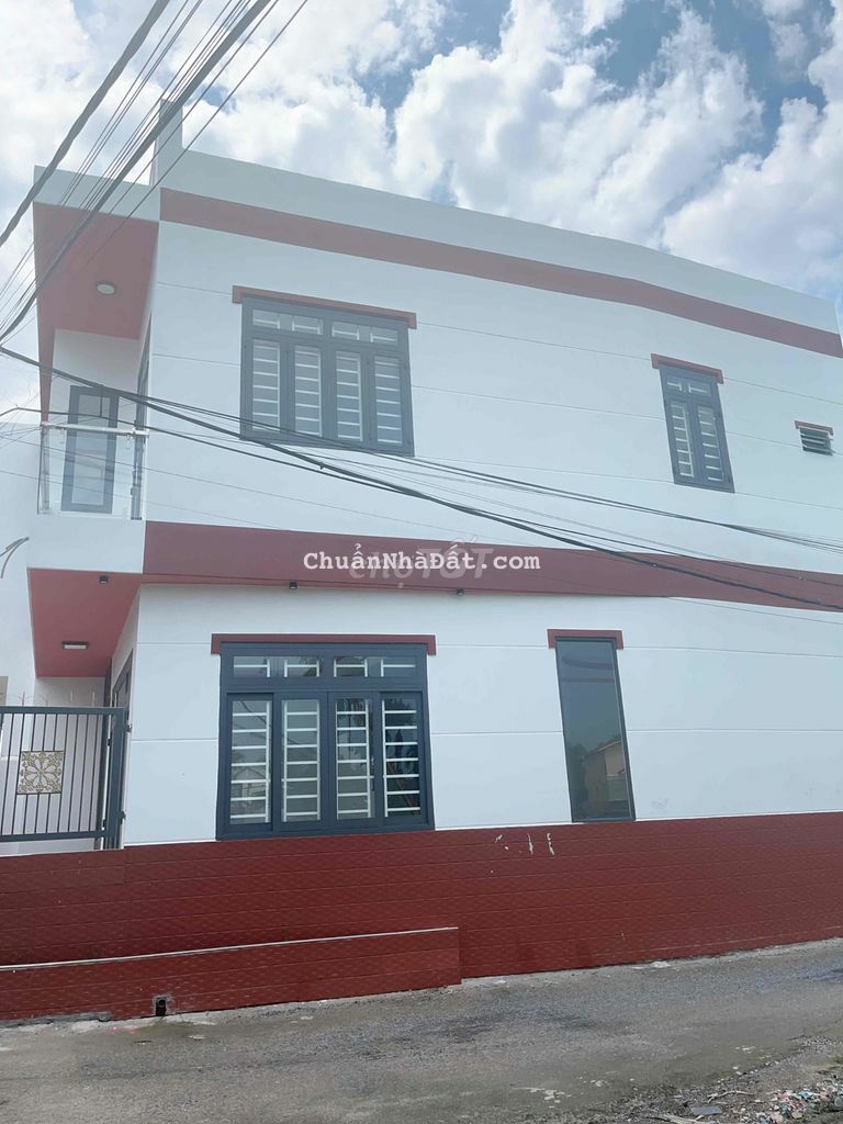 bán nhà lầu phường tân vạn góc 2 mặt tiền đường xe tải thông