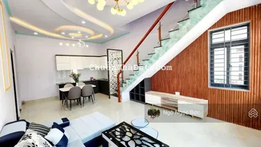 Nhà lầu khu Phúc Hải-Tân Phong 87,5m2 giá 3.95 tỷ, cách nhà thờ Thuận Hoà 500m. Alo 0962097739 Đức