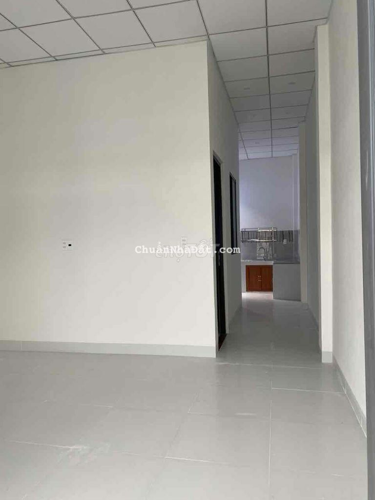 Nhà ngay chùa Từ Đức kế Trảng Dài