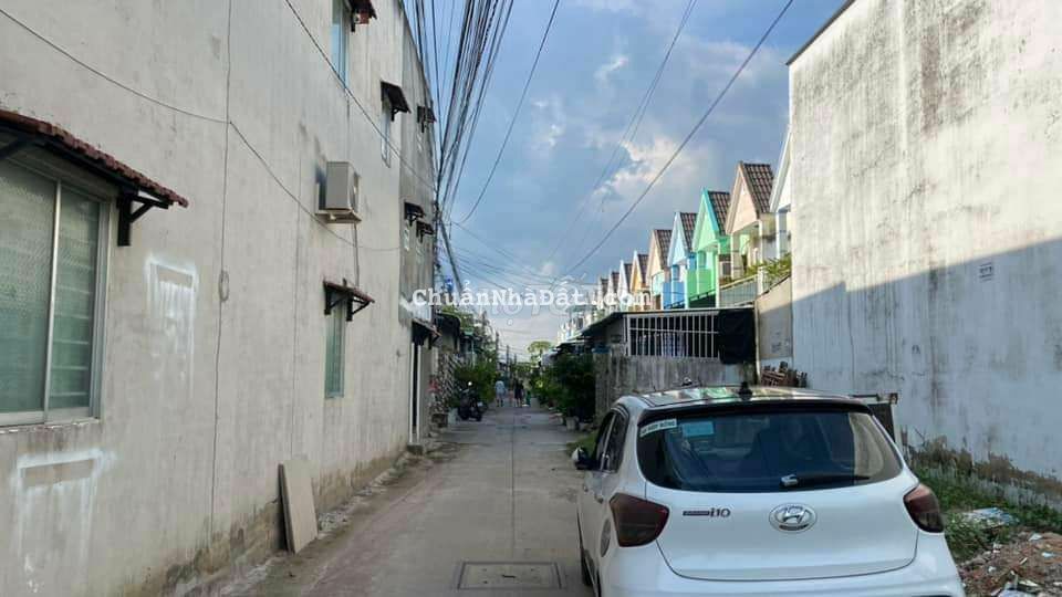 Cần bán nhà cực đẹp , k lộ giới, 1T_1L. SHR, sau chợ Hưng Long