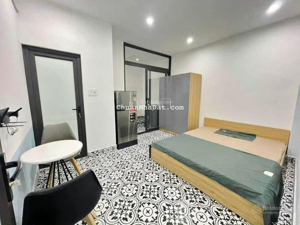 Bán tòa CCMN Trung Kính - DT 70m2 - 7 tầng TM - 15 phòng