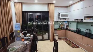 Siêu phẩm 9 tầng thang máy - Cầu Giấy - gà đẻ trứng vàng - kết hợp ở và cho thuê dòng tiền 600