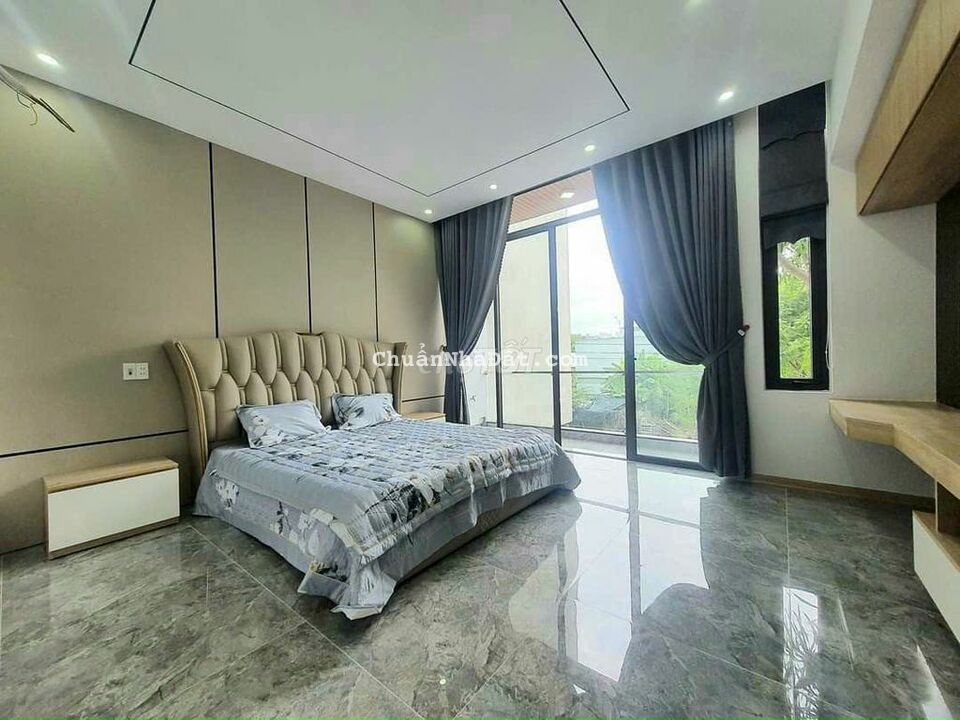 HẠ GIÁ ,   CẦN BÁN GẤP !!! nhà 3 tầng 3 mê FULL NỘI THẤT GIÁ RẺ