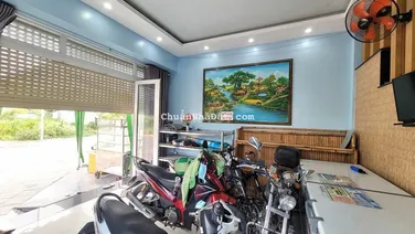 QUÁ RẺ - Nhà 1 Trệt 2 Lầu góc 2 Mặt Tiền tại KDC Phú Hồng Thịnh 9