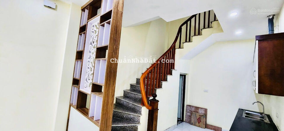 Bán nhà ở Phú Lương, Hà Đông 2tỷ, 30m2x5t mt 3,5m. Gần trường học, chợ, tiện ích không thiếu thứ gì